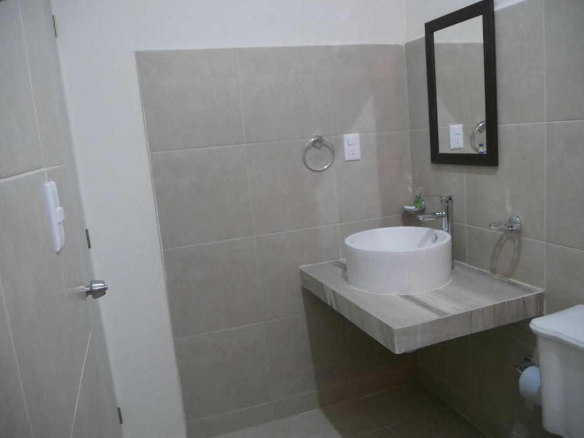 Hotel Real San Juan Suites メリダ エクステリア 写真