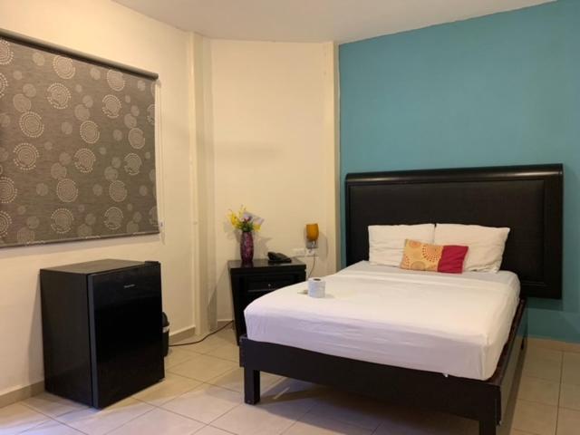 Hotel Real San Juan Suites メリダ エクステリア 写真